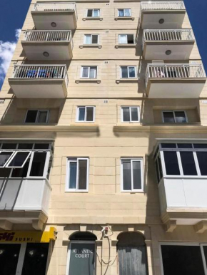 F8 Modern and Bright Apartment in Malta